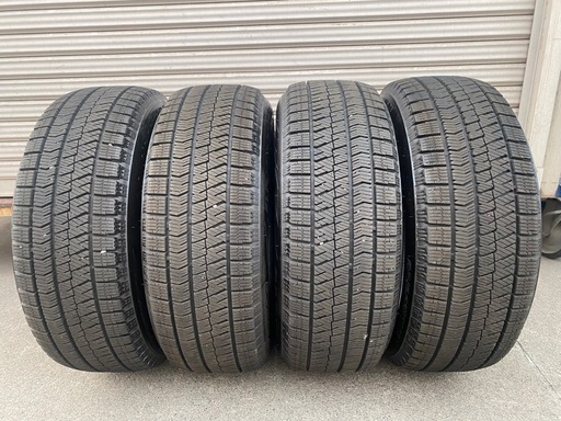 ブリジストン　VRX2 215/60R16 スタッドレス　ホイールセット　タイヤ　2022年製　16インチ