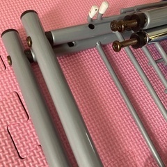 押入れハンガーシェルフ 棚付き（状態：比較的きれい）の画像