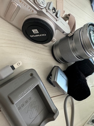 OLYMPUS ミラーレスカメラ