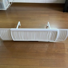 エアコン風よけカバー