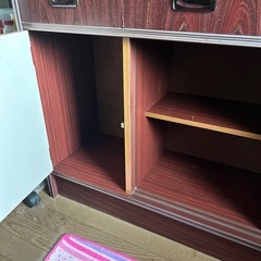 食器棚
の画像