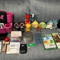 ［全て無料のガレージセール]文房具他多数

