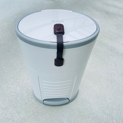 半額以下🔻ゴミ箱👶オムツポット👶オムツゴミ箱    