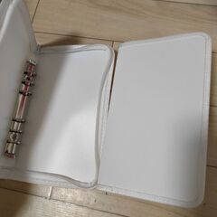 セリア　6リング　ファスナーケース