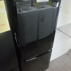 2015年製　三菱　2ドア冷蔵庫　MR-P15Y-B　146L　ノンフロン冷凍冷蔵庫　黒　ブラック