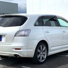 グレードはエアリアルです。…なんでしょうね。トヨタ　マークＸジオ...