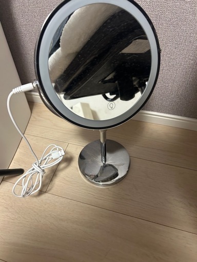 ミラー 光ります