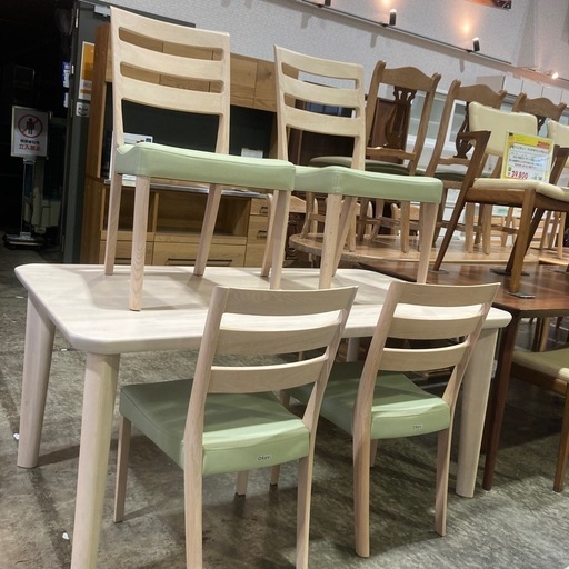 ダイニングセットカリモク