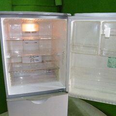【差し上げます】三洋電機 ３ドア ノンフロン冷凍冷蔵庫 SR-261M(S) 2007年製■A-3126の画像