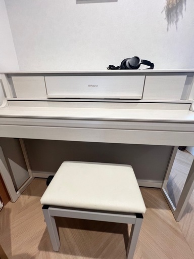 ローランド
Roland 電子ピアノ