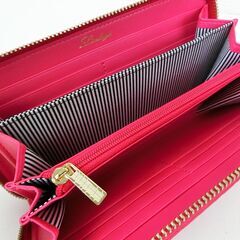 【未使用】フラワー型押しラウンド長財布 ピンク ☆収納ポケット多数☆の画像
