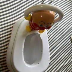 アンパンマンおまる　お話し中の画像