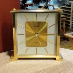 昭和レトロ SEIKO セイコー 置時計 ゴールド QZ220F...