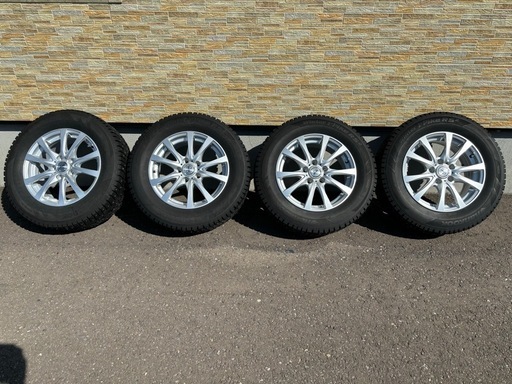 超希少！フルピンスパイクタイヤ！バリ溝！美品！