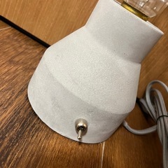 コンクリランプ　間接照明の画像