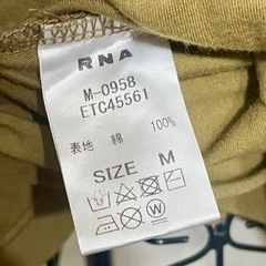 【綿100%】RNA/アールエヌエー【古着】の画像