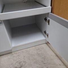 J8083 食器棚2枚扉 ユーアイの画像