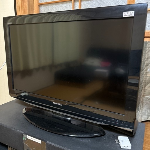 【引き渡し者決定】東芝　REGZA  32インチ　黒