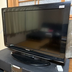 【引き渡し者決定】東芝　REGZA  32インチ　黒　
