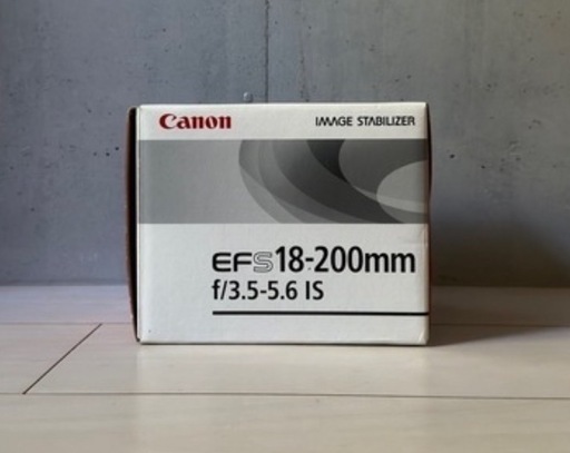 【箱付き】Canon EFS 18-200mm f/3.5-5.6 IS キャノンレンズ