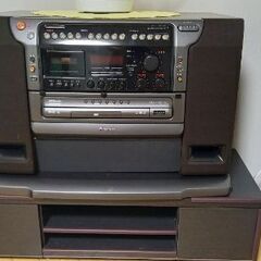 中古　パイオニアDVD LDカラオケシステム　DVK-900の画像