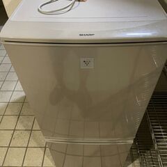 【譲ります】単身者向け　SHARP 2ドア冷蔵庫 SJ-PD14...