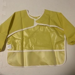 美品！未使用
お食事エプロン2個セットの画像