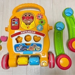 アンパンマン　歩行器　よくばりすくすくウォーカー　手押し車 の画像