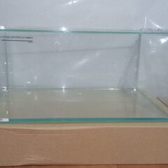 フレームレス 水槽 20 x 30 x 14 cmの画像