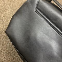 ショルダーバッグの画像