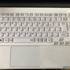 彡Ａ品美品！自宅使いに最適・高速CPUi7第3・新品超速SSD256GB・Webｶﾒﾗ内蔵・ﾒﾓﾘ8GB・ＮＥＣ・ｸﾘｽﾀﾙﾎﾜｲﾄ・Win11・Office2021付/15.6ｲﾝﾁ/Wi-Fi無線/DVD・CD再生ソフト付No.2408031の画像