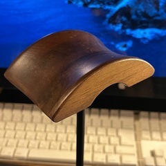 ヘッドホンスタンドの画像