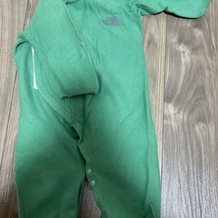 ノースフェイス ロンパース ベビー服