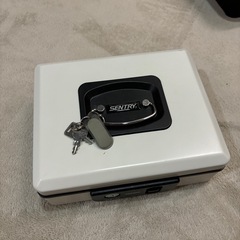 手提げ金庫