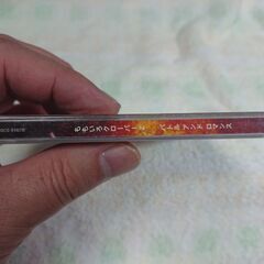 □　バトル アンド ロマンス (2CD)　 ももいろクローバーZ 　「バトル アンド ロマンス」はCDショップ大賞にも選ばれたももいろクローバーZの1stアルバム。代表曲「行くぜっ！怪盗少女」、シングル曲「Ｚ伝説 ～終わりなき革命～」「D'の純情」「ミライボウル」を含む全13曲が収録されている。の画像