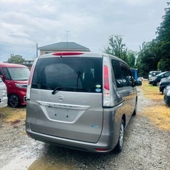 日産セレナ 平成23年車　 距離: 70,400KM の画像