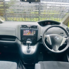 日産セレナ 平成23年車　 距離: 70,400KM の画像