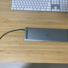 USB C ハブ ノートパソコン用ドッキングステーション（ Wi...