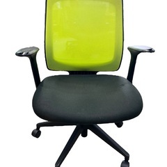 NO.1731 【黄】 イトーキ オフィスチェア 肘掛けあり 1〜4脚 オフィス用家具 椅子 中古の画像