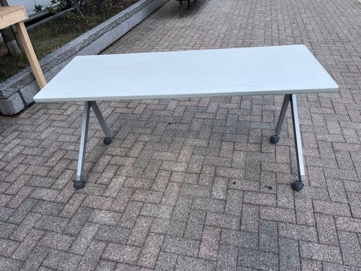 ナイキ スタックテーブル ミーティングテーブル 会議テーブル 折りたたみテーブル 折り畳みテーブル フラップテーブル 幕板付き