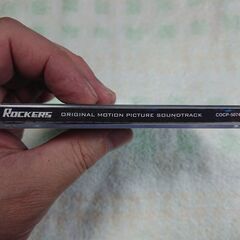 □　サウンドトラック / ロッカーズ Soundtrack / Rockers 　陣内孝則・長編映画第一回監督作品/『ROCKERS』のサウンドトラック。 音楽はその殆どが中村俊介による『TH　eROCKERS』や『THE　ROOSTERS』の カヴァーですが、バックで実際演奏しているのは、 THE　ROOSTERSのオリジナルメンバーからなるROCK'N'ROLL　GYPSIES。の画像