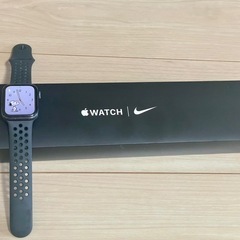 Apple Watch SE　44mm NIKEモデル