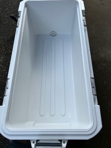 シマノ クーラーボックス スペーザベイシス35Ｌ