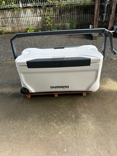 シマノ クーラーボックス スペーザベイシス35Ｌ