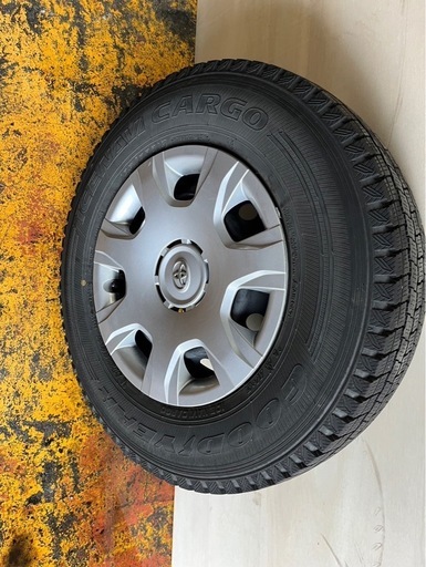 ハイエース.タイヤホイールセット