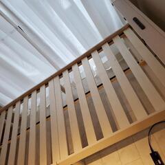 ベッドの画像