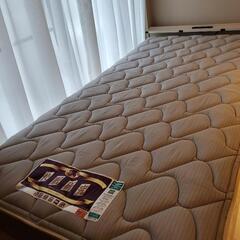 ベッドの画像