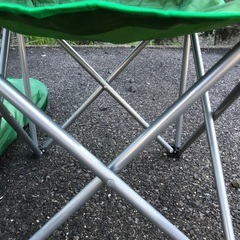 折りたたみ　アームチェアーの画像