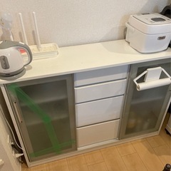 食器棚