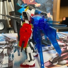 ビルドストライクガンダムソリッドクリアバージョン 組立済みの画像